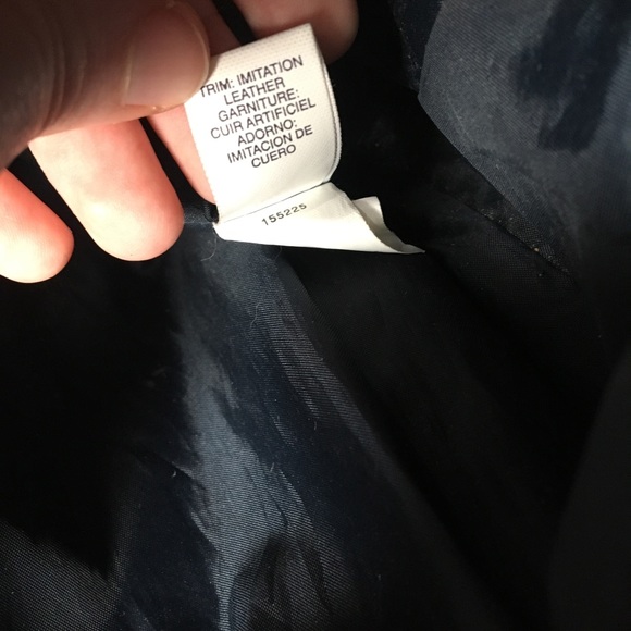 Tommy Hilfiger black tan patterned two strap purse - Picture 14 of 14